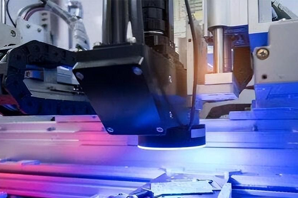 機器視覺技術如何對陶瓷板的外觀尺寸進行自動檢測？
